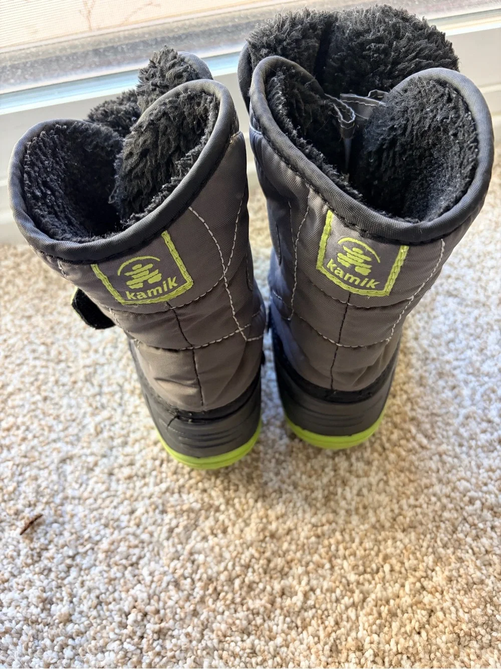 Kamik insulated kids